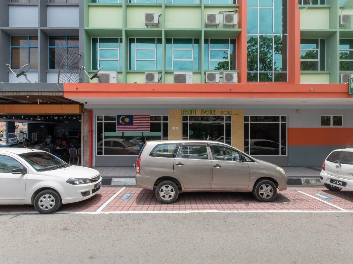 OYO 89344 Labuan Avenue Hotel Buitenkant foto