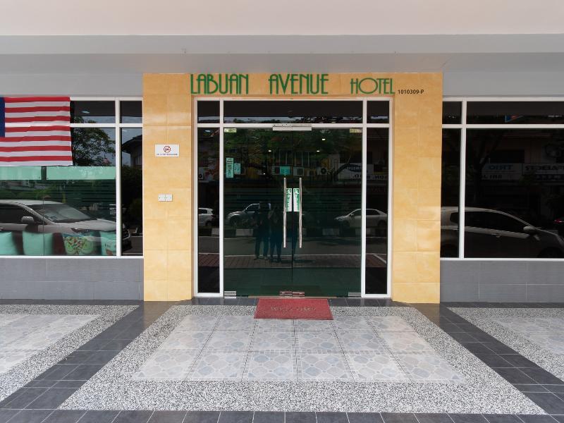 OYO 89344 Labuan Avenue Hotel Buitenkant foto